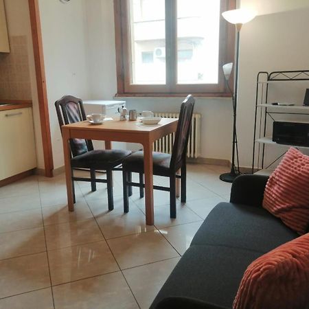 Apartment In Front Of The Train Station! Firenze Kültér fotó